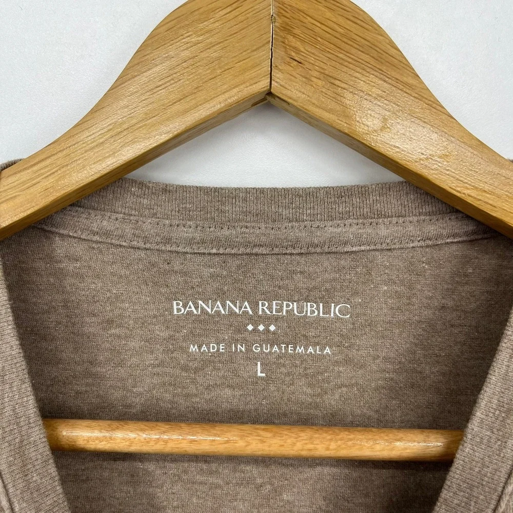 Banana Republic Mens Large Brown Graphic T-Shirt Frog Vintage Camera Photography